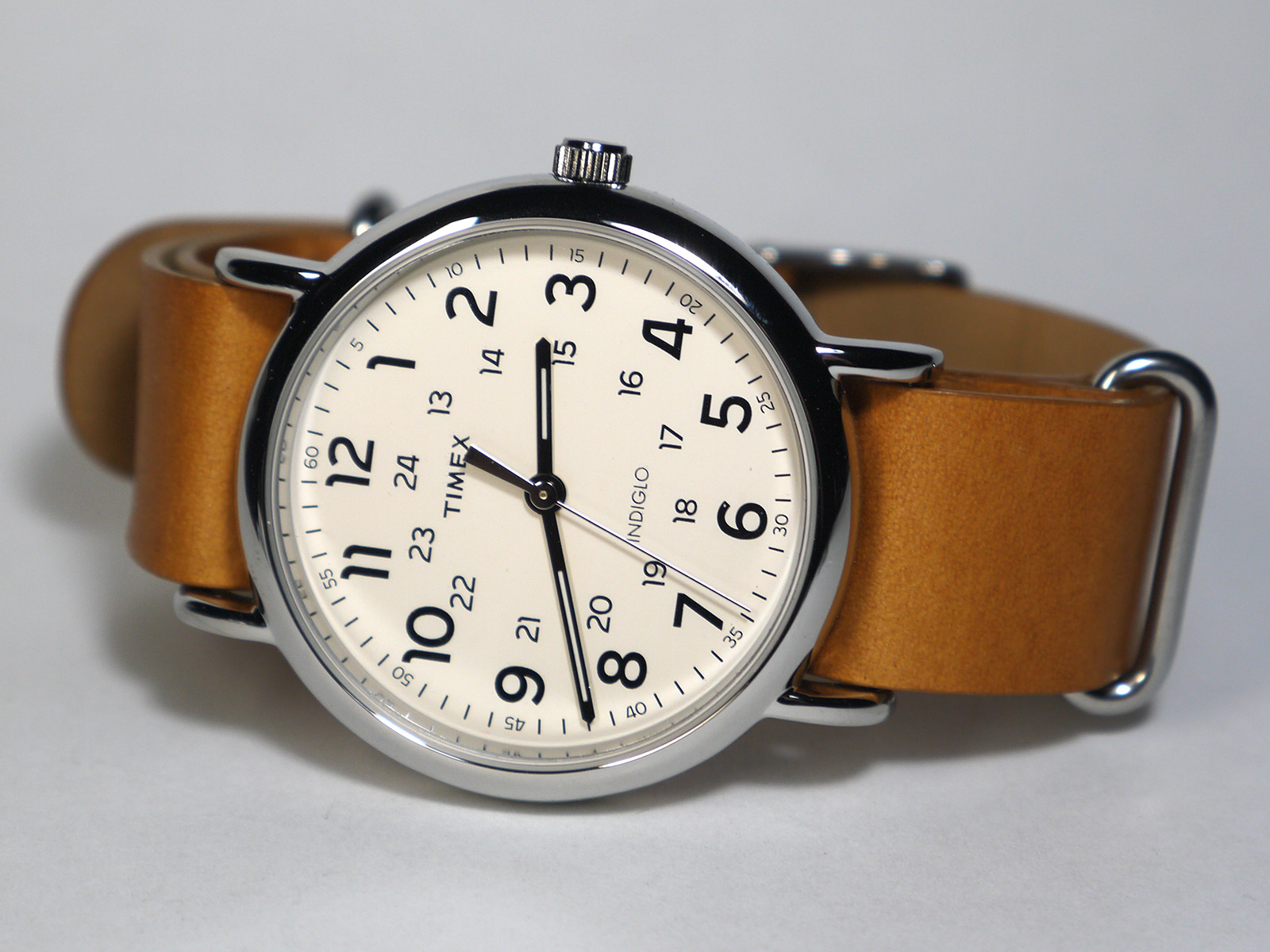 timex-t2p492-weekender-oversized-watch