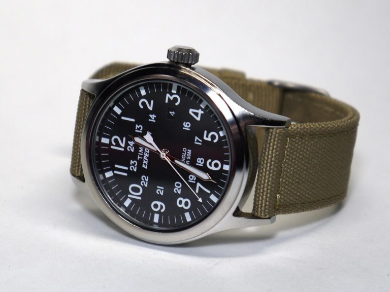 Timex-Е49962-Expedition-watch