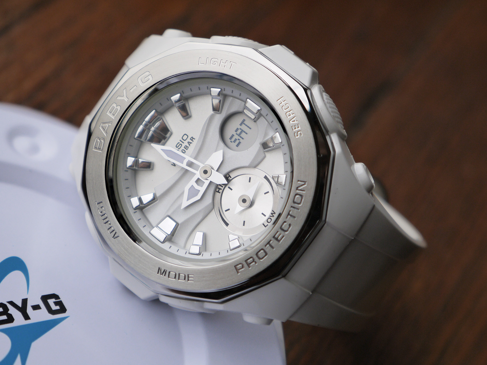 Casio BGA-220-7A Baby-G White-Silver Watch