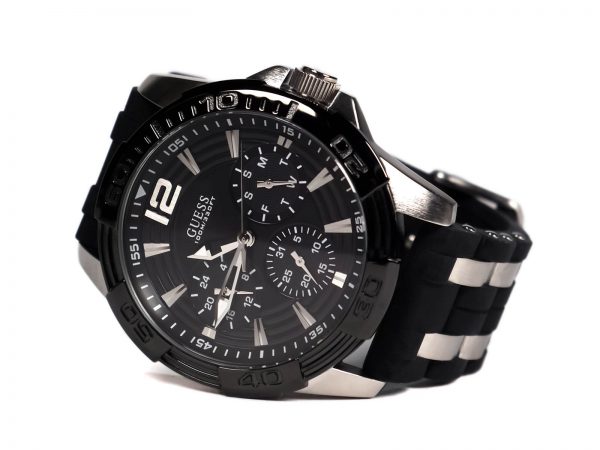 GUESS U0366G1 Stainless Steel Casual Silicone Watch_